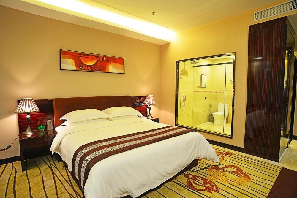 Liang Fan Holiday Inn Cantón Exterior foto